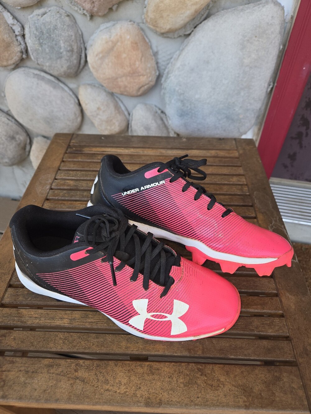 Under Armour UA Leadoff LowRM Youth Softball CleatsPink/Black Size 5Y